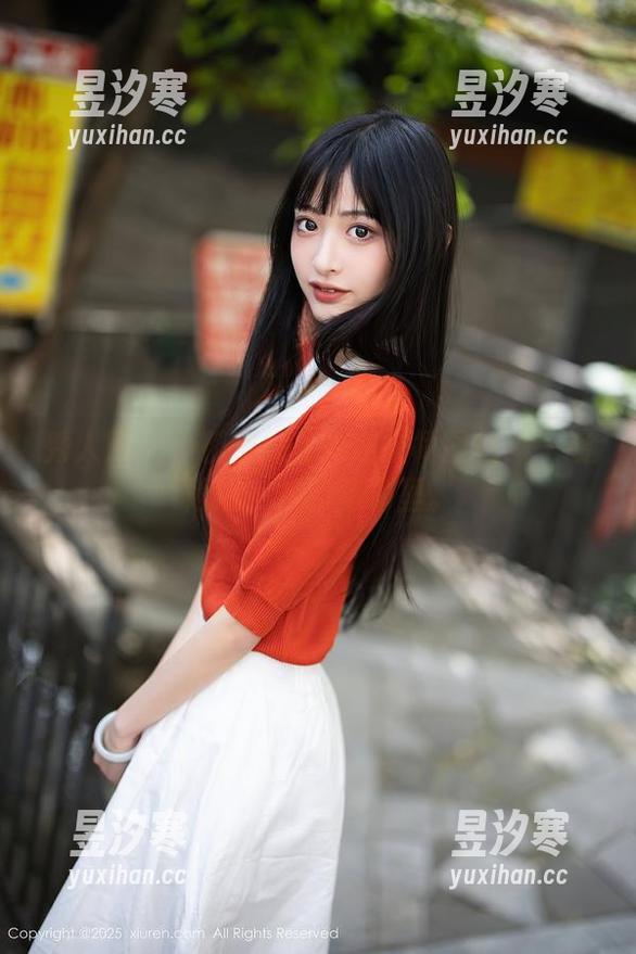 秀人网-小茶茶tea 秀人网 - 小茶茶tea的连衣裙图包:一袭裙摆,飘到脑海里。