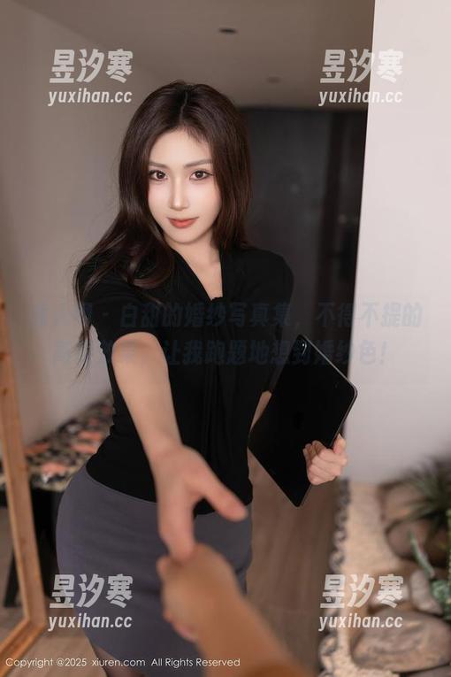 秀人网 - 白甜的婚纱写真集，不得不提的高清效果，让我跑题地想到婚纱色！