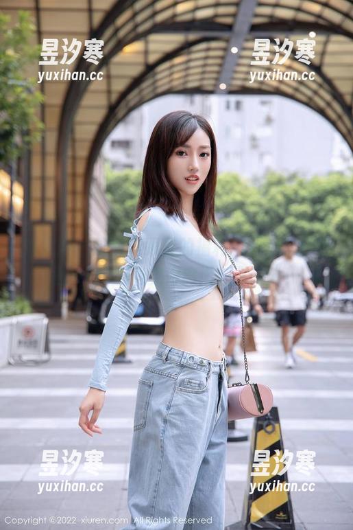 秀人网-茜茜Kimi 秀人网 - 这组高跟鞋的福利图片,素颜茜茜Kimi也能美得离谱,来瞅瞅!