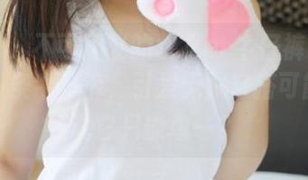 美媛馆 – 不可思议的水水er牛仔裤最新图包：一条牛仔裤，引发无限穿搭可能，谁说它只能单一？