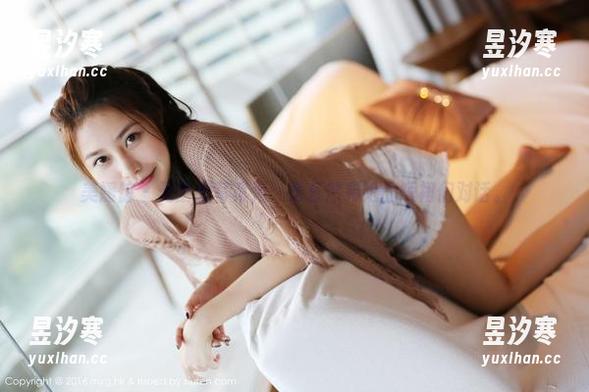 美媛馆 - 无圣光写真秀：黄乐然和她的短裙们对话。