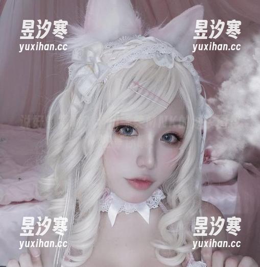 说好的福利？芊川一笑MNK的泳衣图包在等你哦！