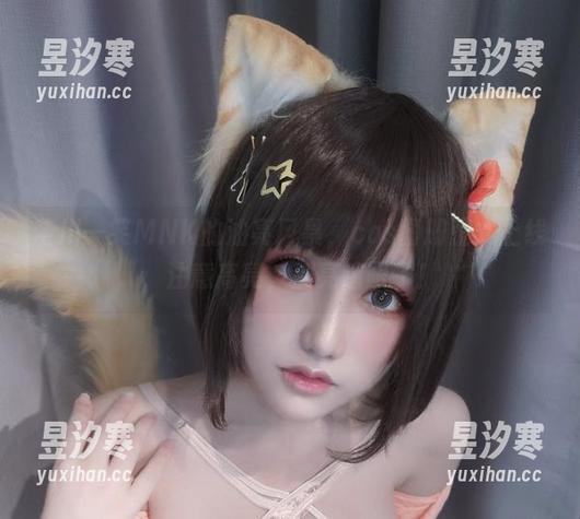 芊川一笑MNK 芊川一笑MNK的油亮风暴,cos图册正式上线,注意高亮,别亮瞎眼了!