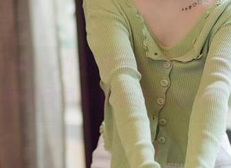 花漾show – 办公室也能如此好看，黄乐然的写真有没有把你迷倒？