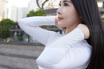 蜜桃社 – 定制的不只是衣服，缇娜美Tinami让这些JK图片动人心弦！