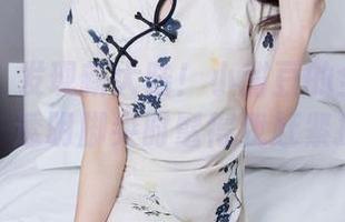 袜啵啵 – 发现新大陆！小甜豆的全新图库，白丝、透明脚尖时髦得我赶紧抹口水。