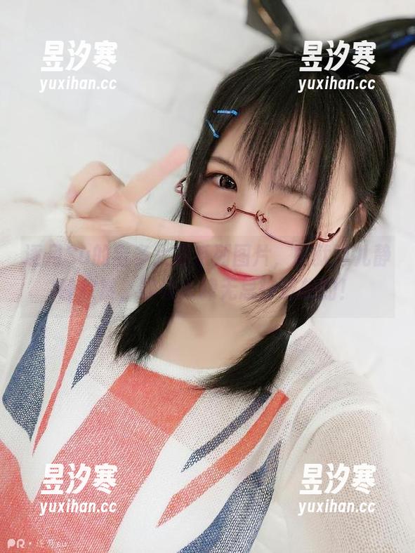 逐月Su 逐月Su的宝多六花系列图片,咱就这儿静静欣赏,够让人肆无忌惮遐想的!