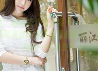 魅妍社 – 最新婚纱写真集——小沫琳的身影，搭配着我微信钱包里的直径，那是怎样的一个未来？